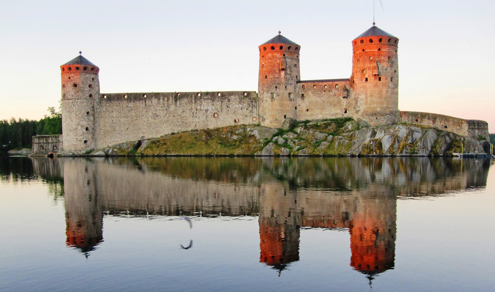 Linna vedessä - kantaesitys Savonlinnan Oopperajuhlilla